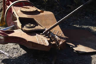 RMS200 Cutting 1 1/8th Inch Rebar